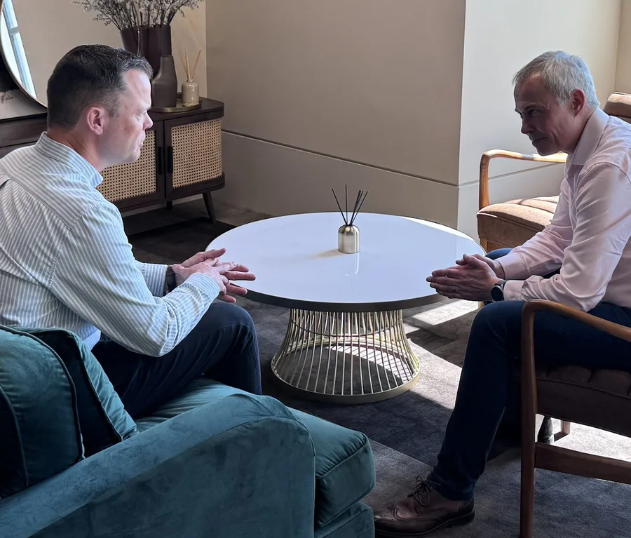 Matthew Dashper-Hughes in a one-to-one coaching session with Rich Roberts – used by kind permission of Rich Roberts